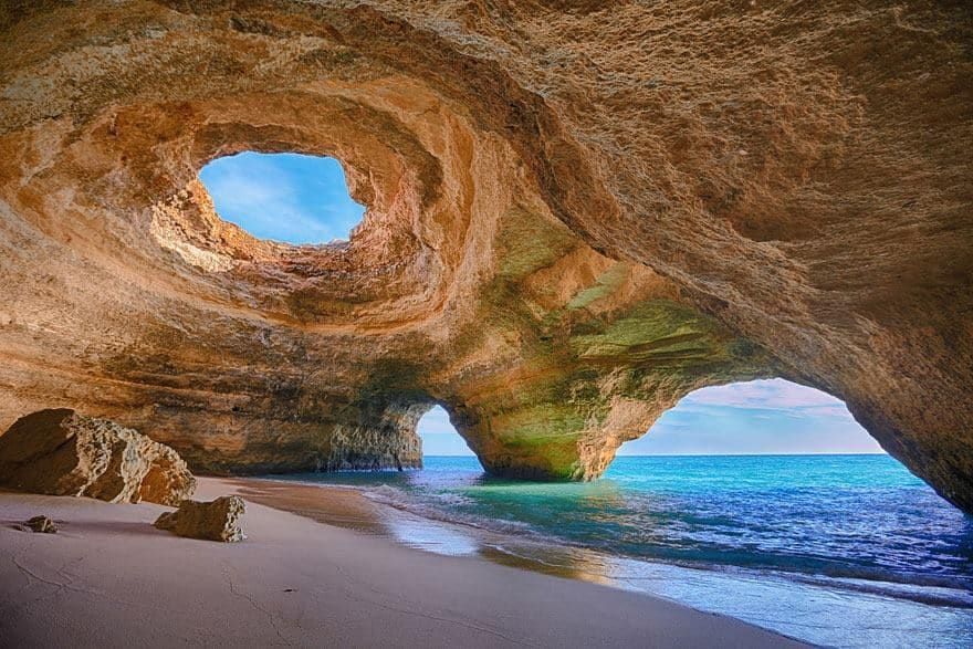 Grotte de Bénagil Algarve Portugal – à 3 km de Valdareina da Casa Christina